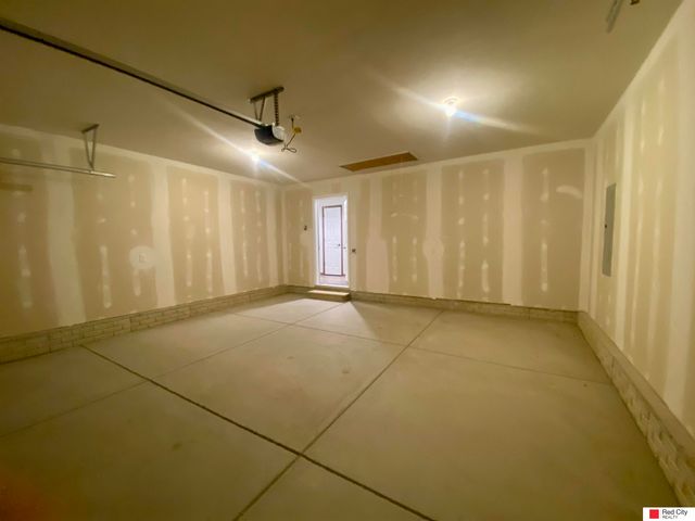136 W Ida Lane, Lincoln, NE 68523