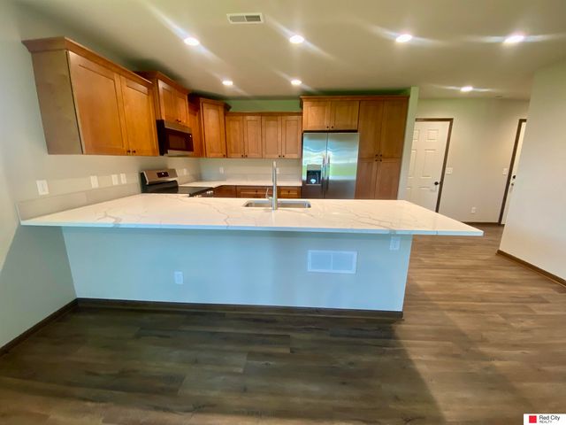 136 W Ida Lane, Lincoln, NE 68523