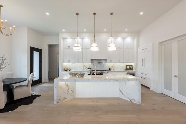 3607 Dumbarton Street, Houston, TX 77025