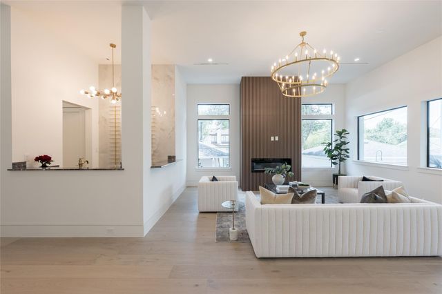 3607 Dumbarton Street, Houston, TX 77025