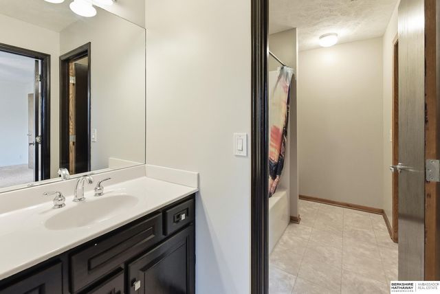 17321 Monroe Circle, Omaha, NE 68135