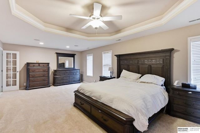 17321 Monroe Circle, Omaha, NE 68135