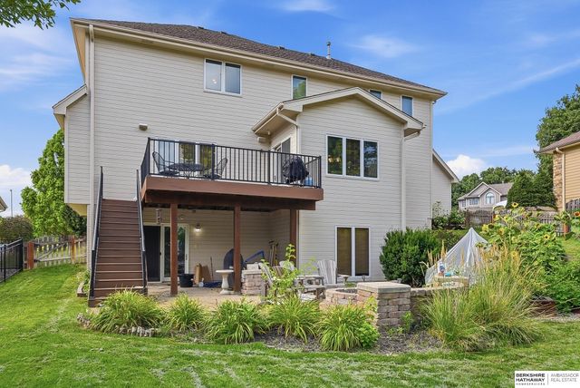17321 Monroe Circle, Omaha, NE 68135