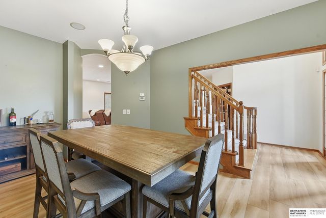17321 Monroe Circle, Omaha, NE 68135