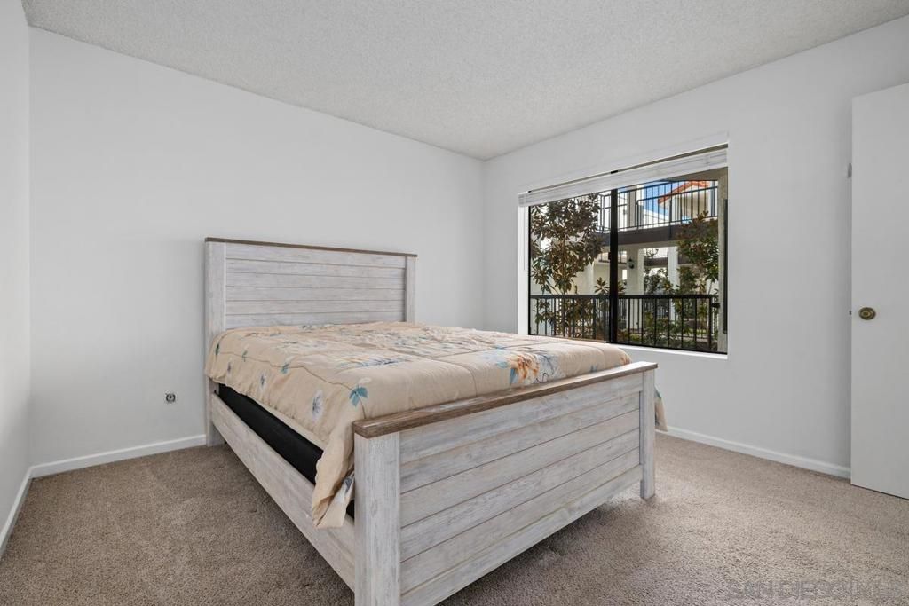 Image 11 of property listing at 3525 Lebon 209, San Diego, CA 92122