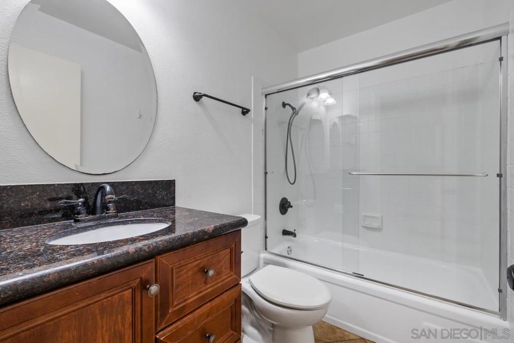 Image 12 of property listing at 3525 Lebon 209, San Diego, CA 92122