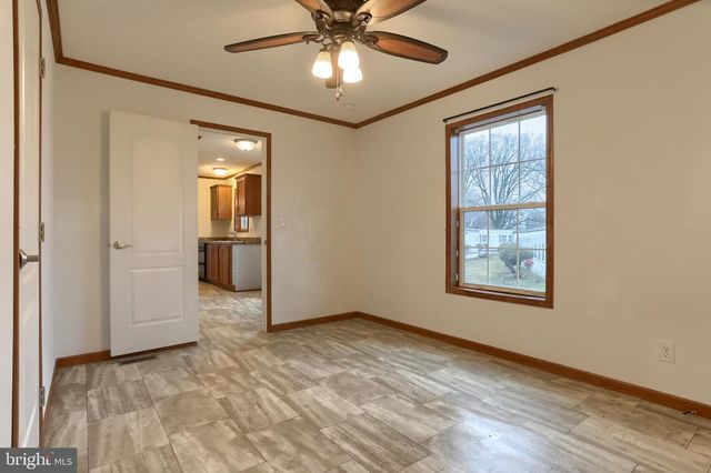 14 SHELLIE ST, Lebanon, PA 17046