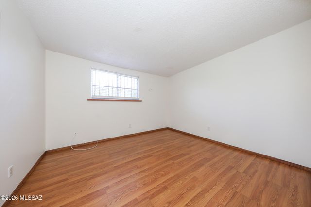 5008 E Adams Street, Tucson, AZ 85712