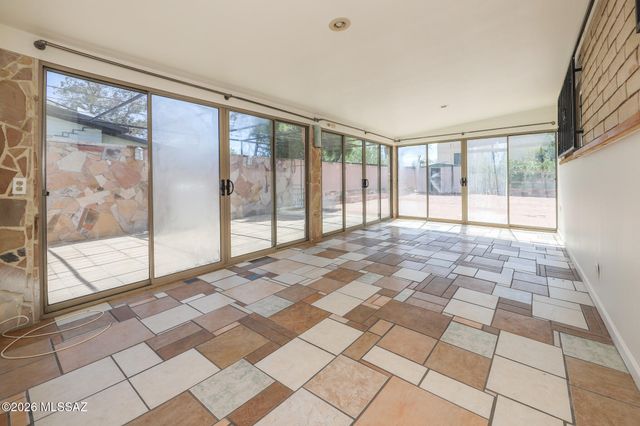 5008 E Adams Street, Tucson, AZ 85712