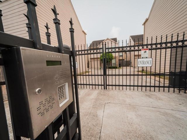 2232 Naomi St Street, Houston, TX 77054
