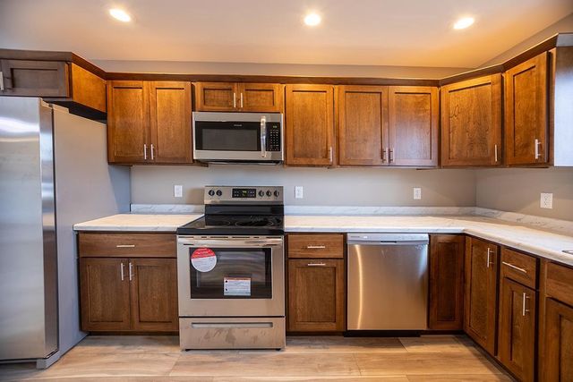 940 MORNING STAR LANE, Plover, WI 54467