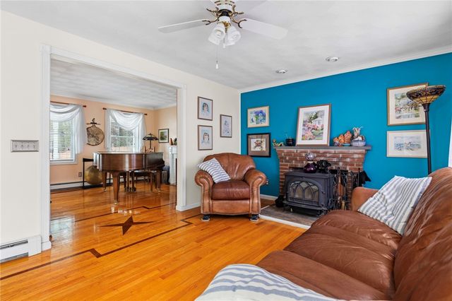 358 Shannock Road, South Kingstown, RI 02879