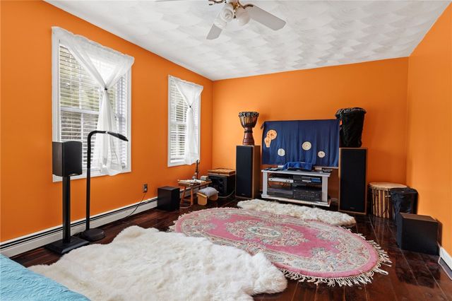 358 Shannock Road, South Kingstown, RI 02879