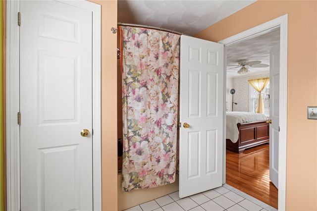 358 Shannock Road, South Kingstown, RI 02879