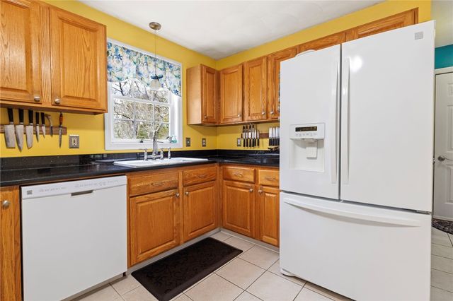 358 Shannock Road, South Kingstown, RI 02879