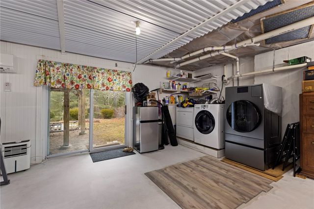 358 Shannock Road, South Kingstown, RI 02879