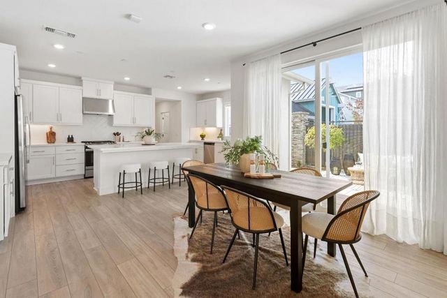 37599 Sand Drift Road, Newark, CA 94560