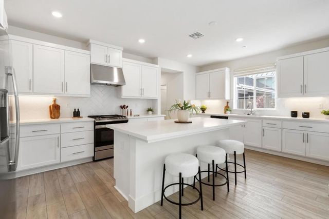 37599 Sand Drift Road, Newark, CA 94560