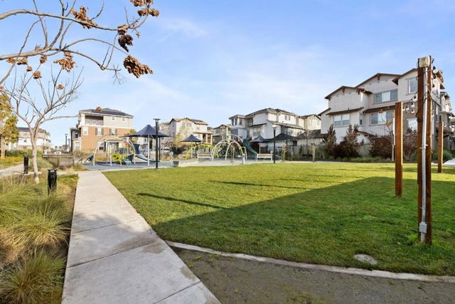 37599 Sand Drift Road, Newark, CA 94560