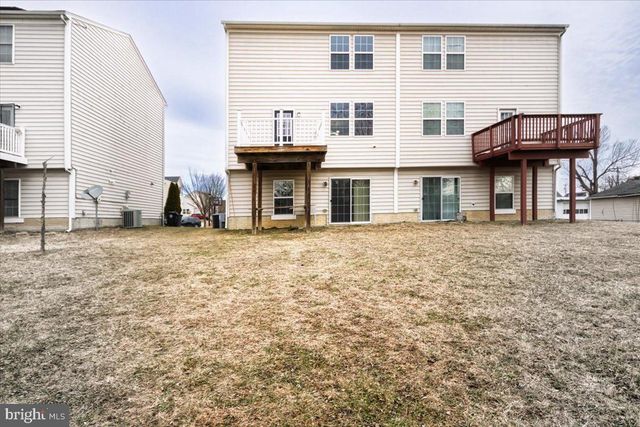 17 KARENDALE CT, Windsor Mill, MD 21244