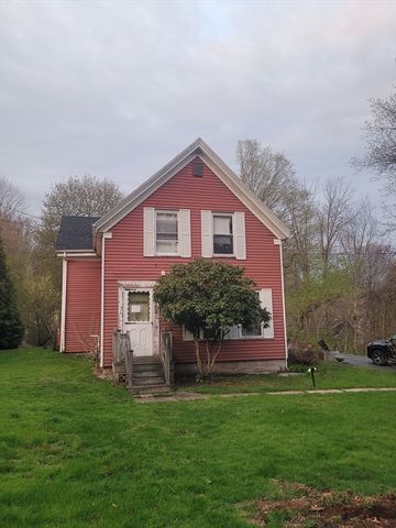 41 Linwood St, Haverhill, MA 01830