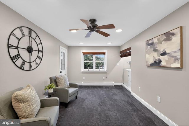 1440 CATHYS LN, North Wales, PA 19454