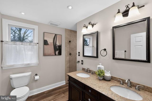 1440 CATHYS LN, North Wales, PA 19454