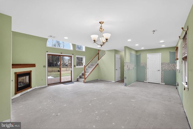 1440 CATHYS LN, North Wales, PA 19454