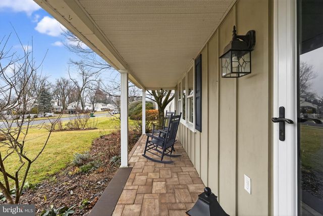 1440 CATHYS LN, North Wales, PA 19454