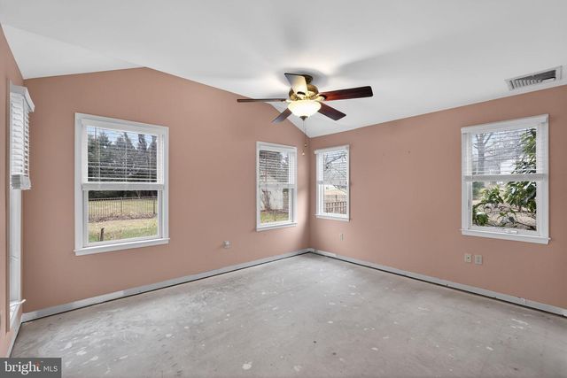 1440 CATHYS LN, North Wales, PA 19454