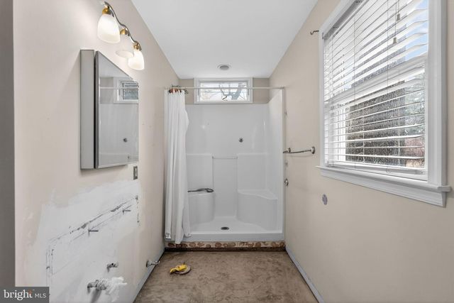 1440 CATHYS LN, North Wales, PA 19454