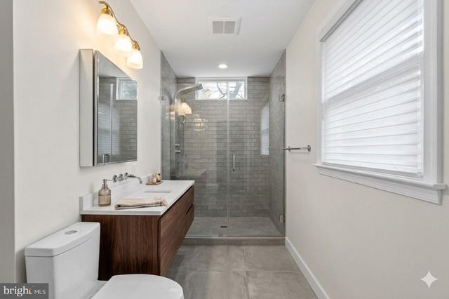 1440 CATHYS LN, North Wales, PA 19454