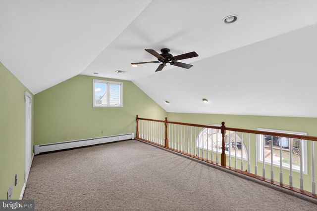 1440 CATHYS LN, North Wales, PA 19454