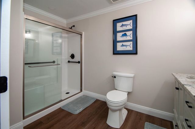 102 Constantin Dr, Golden Meadow, LA 70357