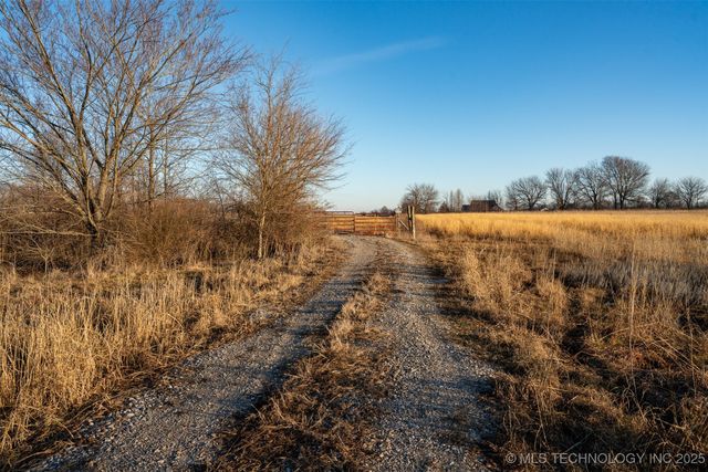 5 E 71st Street S, Broken Arrow, OK 74012