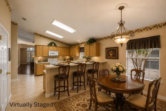 434 Vicksburg Ave, Kerrville, TX 78028