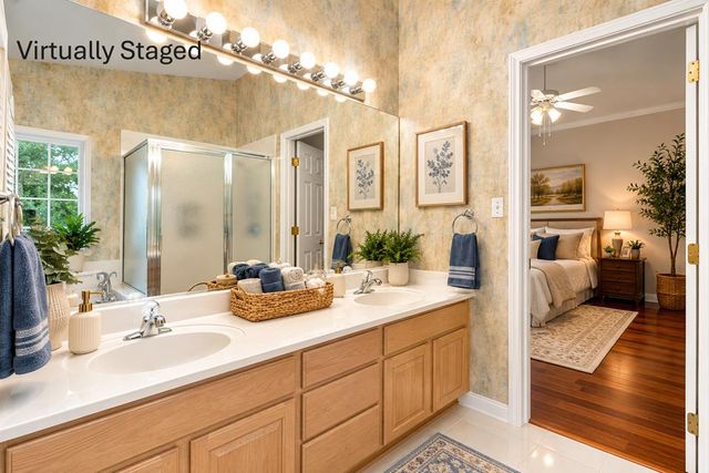 434 Vicksburg Ave, Kerrville, TX 78028