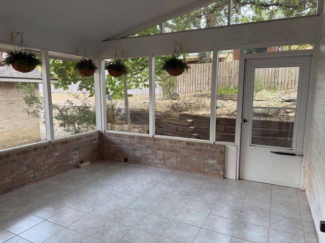 434 Vicksburg Ave, Kerrville, TX 78028