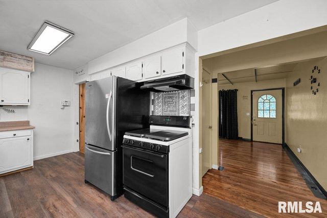 1203 N THORNWOOD Avenue, Davenport, IA 52804