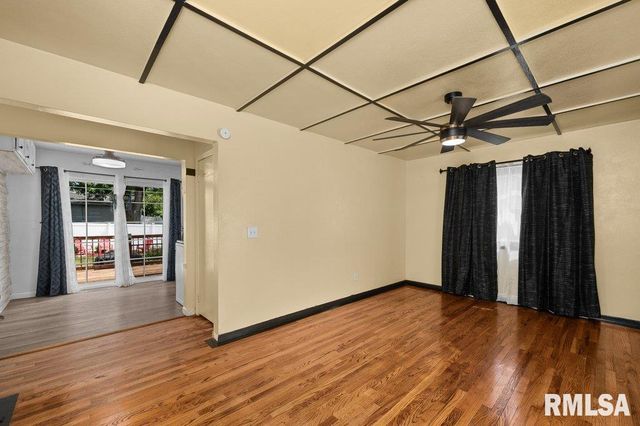 1203 N THORNWOOD Avenue, Davenport, IA 52804