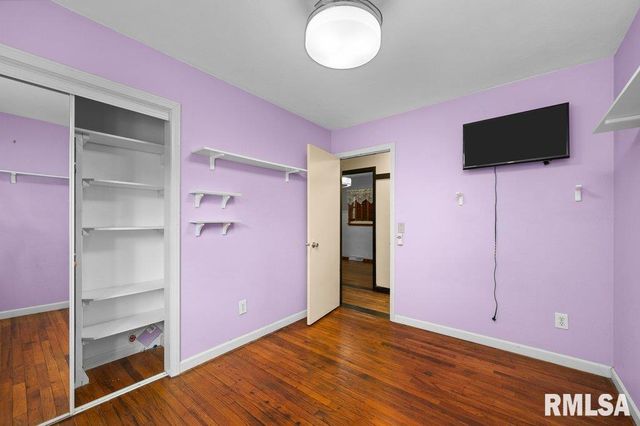 1203 N THORNWOOD Avenue, Davenport, IA 52804