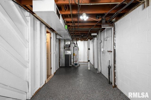 1203 N THORNWOOD Avenue, Davenport, IA 52804