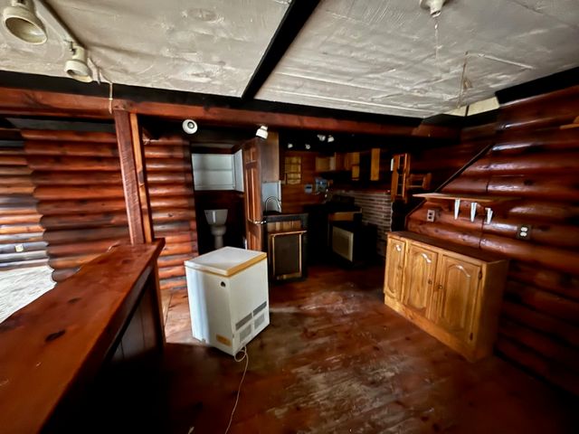 10 Darren Drive, Raymond, NH 03077