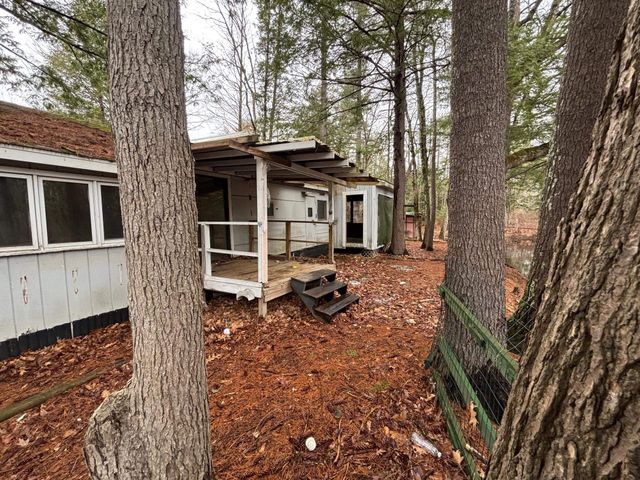 10 Darren Drive, Raymond, NH 03077