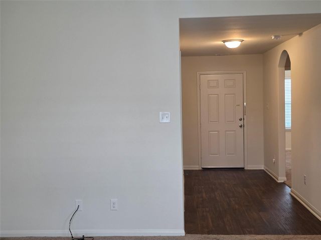 723 Crystal Lakes Drive, Brookshire, TX 77423