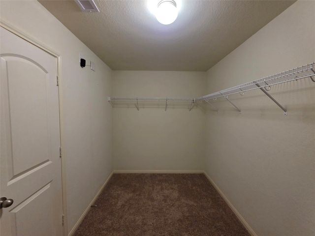 723 Crystal Lakes Drive, Brookshire, TX 77423