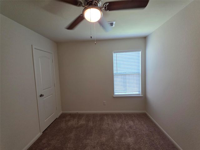 723 Crystal Lakes Drive, Brookshire, TX 77423
