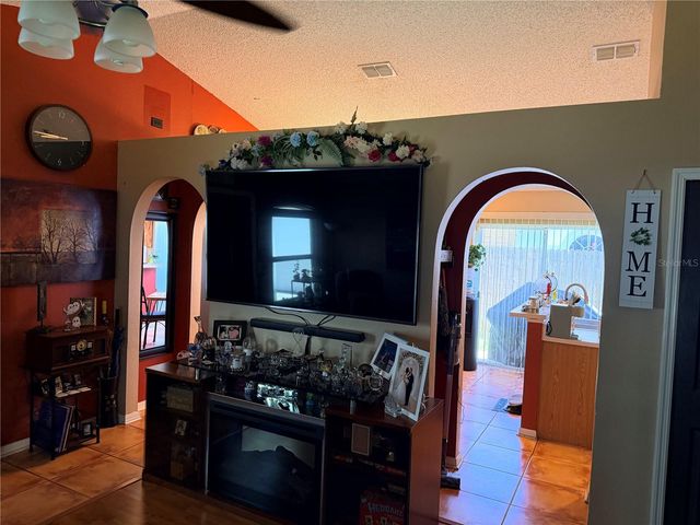 6224 TABOGI TRAIL, Wesley Chapel, FL 33545