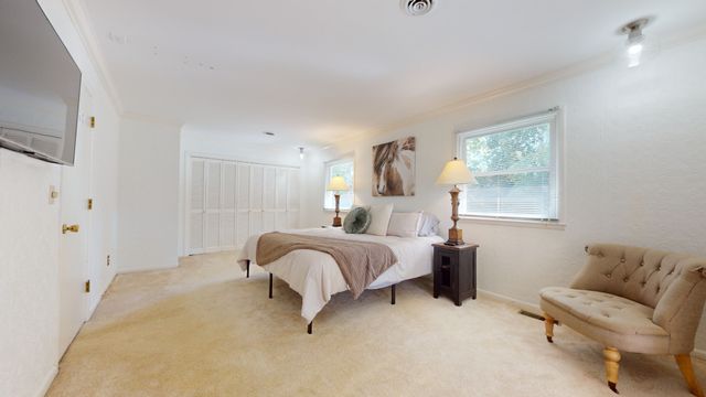 504 Dow Dr, Shelbyville, TN 37160