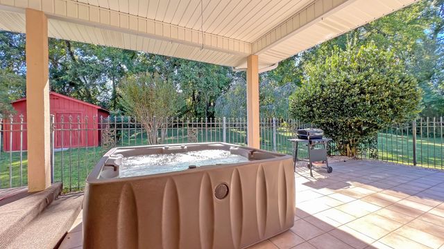 504 Dow Dr, Shelbyville, TN 37160